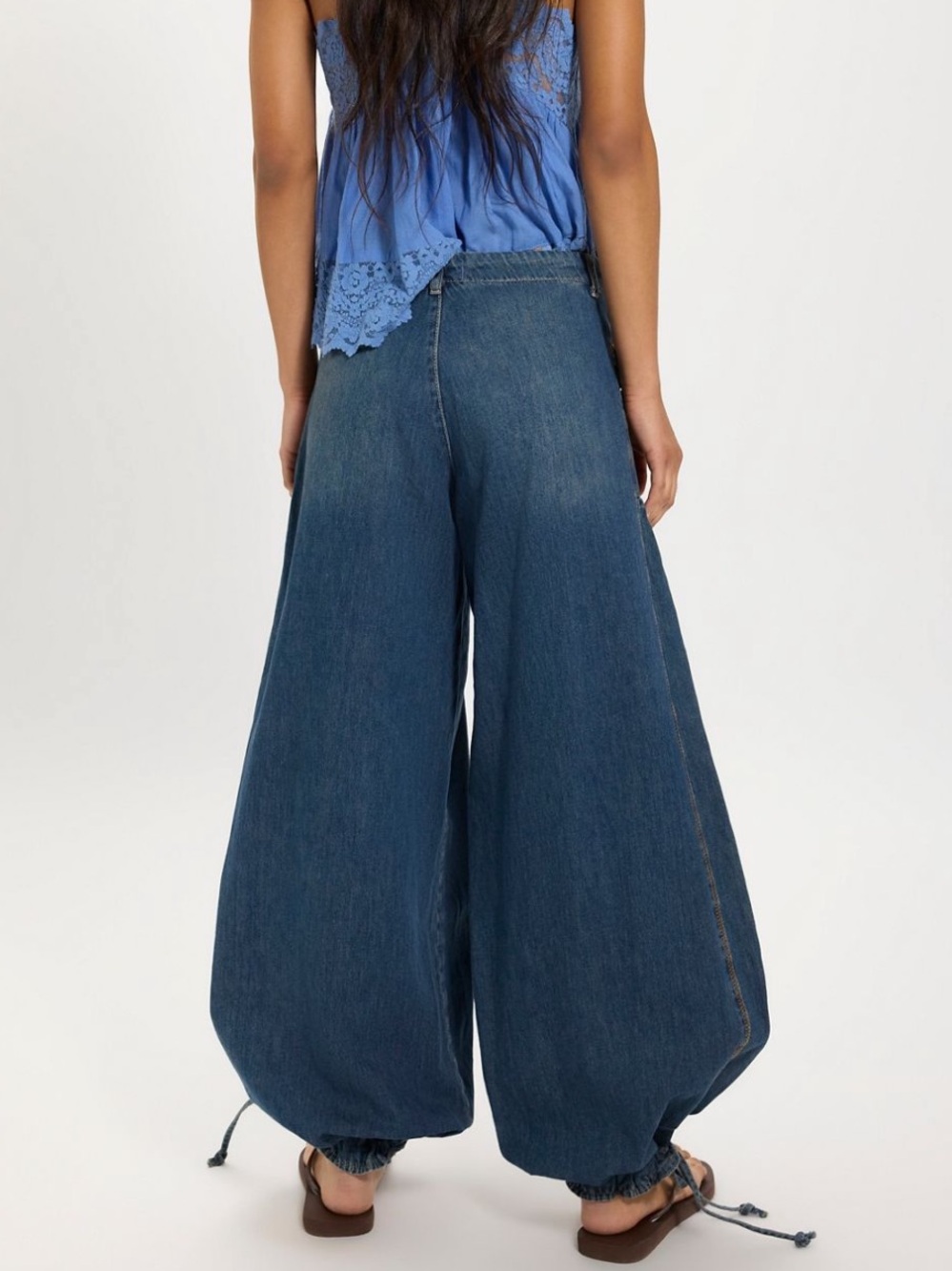 We The Free Lotus Balloon Jeans Juno - Picture 2 of 7